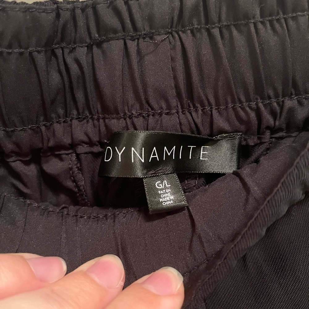 NWOT Dynamite Cindy Pleated Straight Pants - Picture 4 of 6